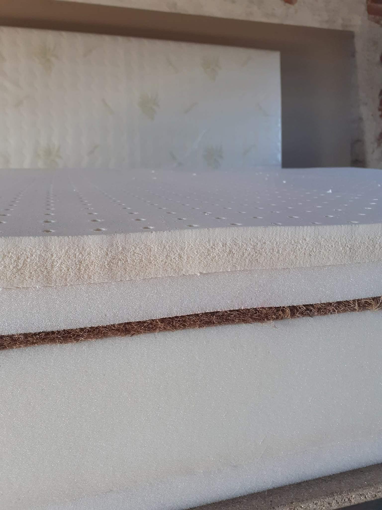 Materac Hybrydowy 160x200 – Lateks, Kokos, Pianka Premium